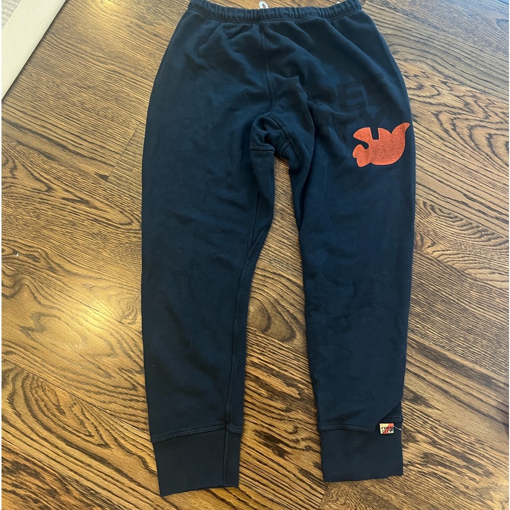 Free city navy cropped fitted sweatpants sz small!